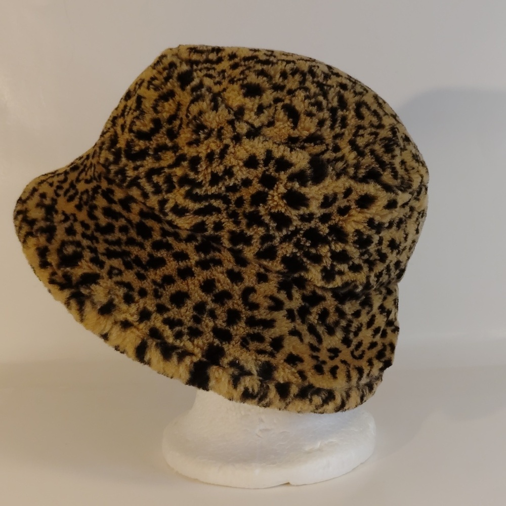 Preston & York Animal Print Faux Fur Bucket Hat - Picture 2 of 9